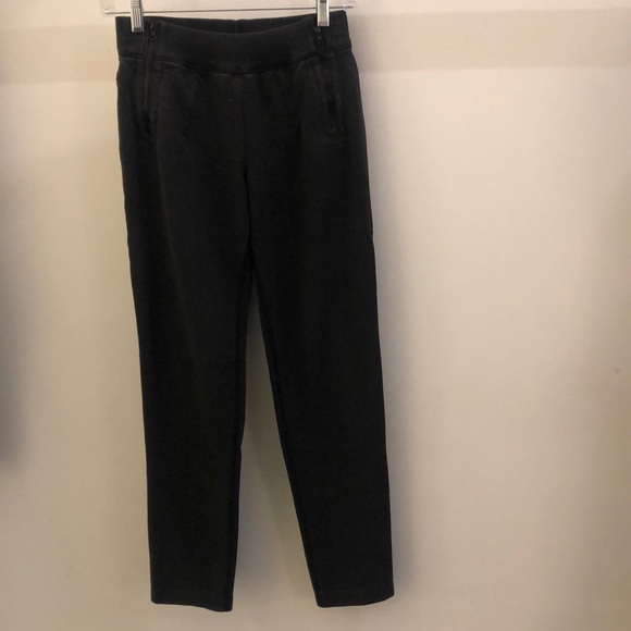 lululemon athletica Pants - Lululemon black sweatpant, sz 4, 68109 lululemon athletica Pants - Lululemon black sweatpant, sz 4, 68109